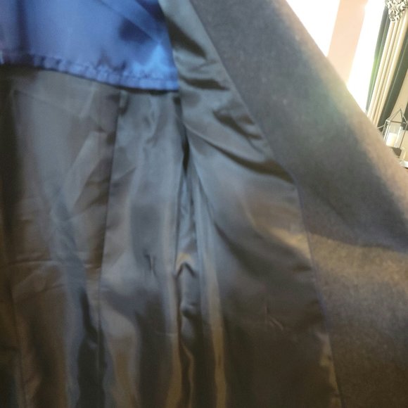 EUC S. Lriahh wool blend coat - Picture 9 of 16